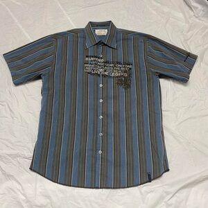 Y2k short sleeve button up shirt